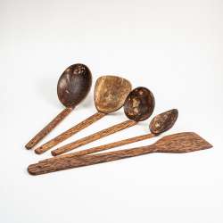 Thenga: Traditional Coconut Shell & Wood Cooking Set