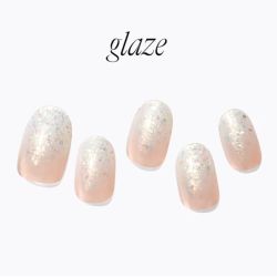 Dashing Diva: Glaze semi-cured gel Moonlit