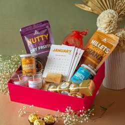 Omay Foods: Omay Foods The Ultimate Happiness New Years Gift Box  1400gm