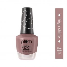 Plum: Color Affair Nail Polish Lilac Dawn 132 - 11ml