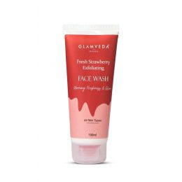 Glamveda: Strawberry Exfoliating Face Wash -Reduces tanning - 100ml