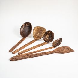 Thenga: Traditional Coconut Shell & Wood Cooking Set