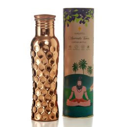 Sarveda: Sarveda Curved Diamond Groove Water Bottle - 1 Litre