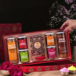 Omay Foods: Festive Fusion Holi Gift Box