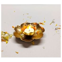Kindlife: Flower tealight holder