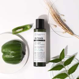 Detoxie: Anti-Dandruff & Flake Relief Capsicum Shampoo 100 ML