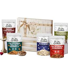 Nutty Gritties: Platinum Hamper Premium Dry Fruits Gift Box 1kg