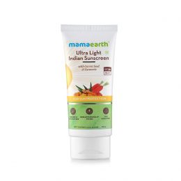 Mamaearth: Ultra Light Natural Sunscreen Lotion SPF 50 PA+++ 80ml