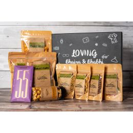 Foodcloud: Loving Bhaiya & Bhabhi Rakhi Gift Hamper