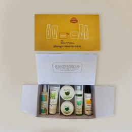 The Skin Story: Moringa Glow Facial Kit