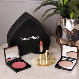 Wearified: Festive Gift Box: Effortless Glamour