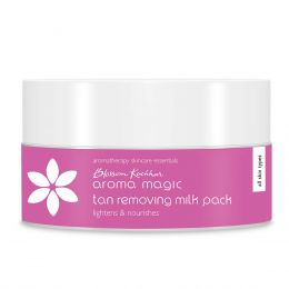 Aroma Magic: Tan Removing Milk Pack - 35 gm