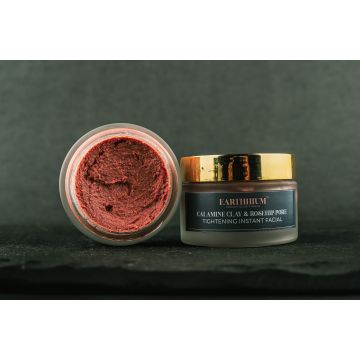 Earthhium: Calamine Clay & Rosehip Pore Instant Facial Jar