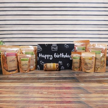 Foodcloud: Happy Birthday Treats Gift hamper - Pack of 9