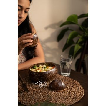 Thenga: Salt and Pepper Shakers Set