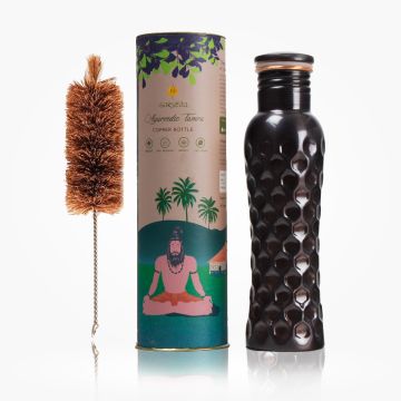Sarveda: Sarveda Curved Vintage Diamond Groove Water Bottle with Cleaning...
