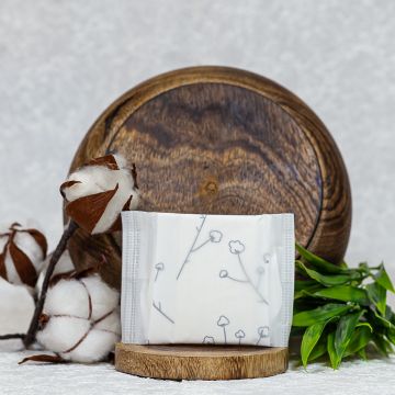 Pee Safe: 100% Organic Cotton, Biodegradable Panty Liners - Pack of 15