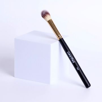Wearified: Face Makeup Brush 02