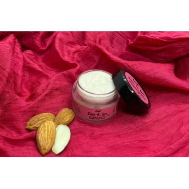 Leal Cosmetics: Eiffel In Love Rosehip & Almond Whipped Lip Scrub