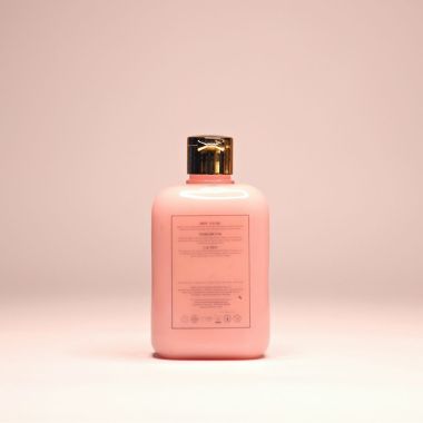 Earthhium: Strawberry Body Lotion