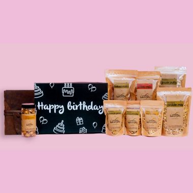 Foodcloud: Happy Birthday Treats Gift hamper - Pack of 9