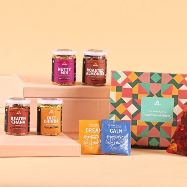 Omay Foods: Nuts & Delights Gift Box