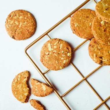 Kikibix: Almond Cashew Cookies - 260 gm (Pack of 2)