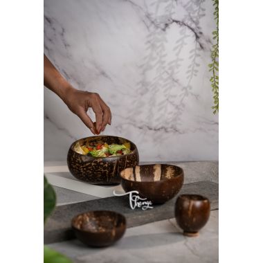 Thenga: Coconut Shell Round Bowl Set