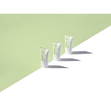 iUNIK: Centella Calming Daily Sunscreen SPF 50+ PA++++ - 60ml