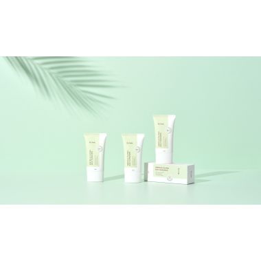iUNIK: Centella Calming Daily Sunscreen SPF 50+ PA++++ - 60ml