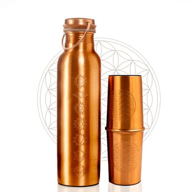 Sarveda: 7 Chakra Plain Copper Water Bottle with 2 Glasses