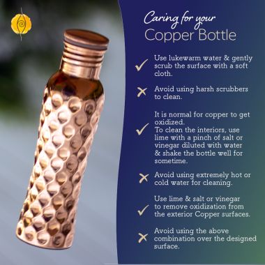 Sarveda: Sarveda Curved Diamond Groove Water Bottle with Cleaning Brush - 1 Litre