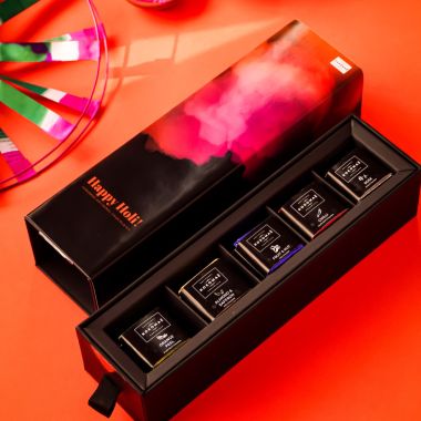 Kokomae: Festive Feasts: Holi Slim Chocolate Hampers with 25 Bite Sized Chocolates