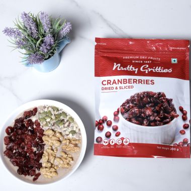 Nutty Gritties: Cranberries Dried & Whole Healthy Snack - 200g