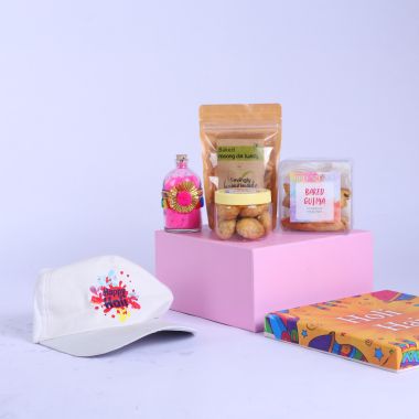 Foodcloud: Holi Delight Gift Hamper