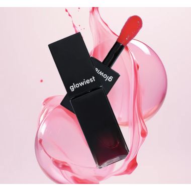 Glowiest: Effortless Glow Lip Oil (001 Red Rose)