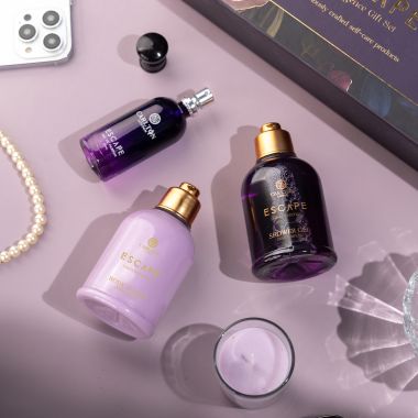 Carlton London: Women Escape Gift Set of 4 - 30ml EDP+Shower Gel180ml+Body Lotion180ml+Candle40gms