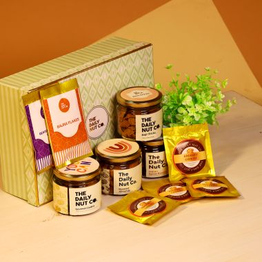 The Daily Nut Co.: Sweet Celebration Hamper