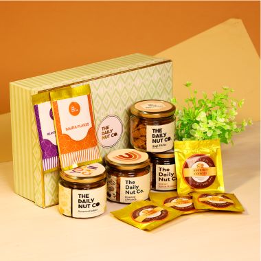 The Daily Nut Co.: Sweet Celebration Hamper