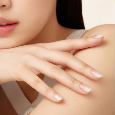 Dashing Diva: Glaze semi-cured gel Moonlit