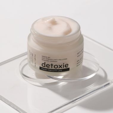 Detoxie: Detoxie Anti-Stress & Hydrating, Youth Preserve Face Moisturizer 50g