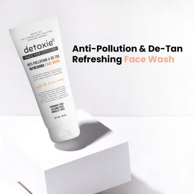 Detoxie: Anti-Pollution & De-Tan Refreshing Face Wash - (100 ml)