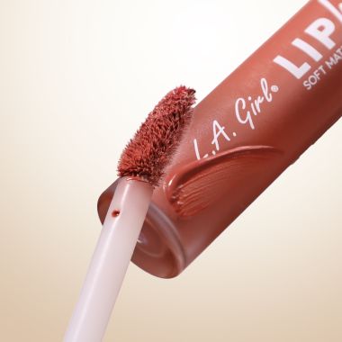 L.A.Girl: LIP HAZE BLURRING SOFT MATTE LIP COLOR-MY FAV