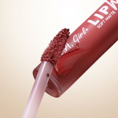 L.A.Girl: LIP HAZE BLURRING SOFT MATTE LIP COLOR-FLIRTY