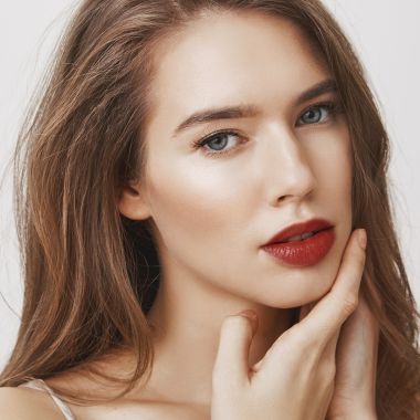 L.A.Girl: LIP HAZE BLURRING SOFT MATTE LIP COLOR-RISK TAKER