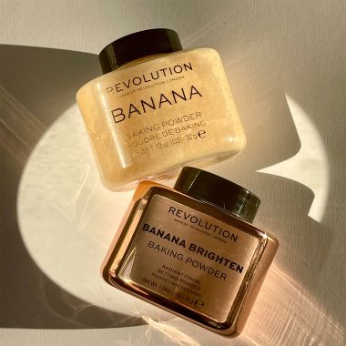 Makeup Revolution: Loose Baking Powder Banana