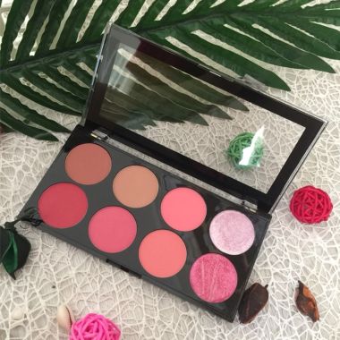 Makeup Revolution: Makup Ultra Blush Palette Sugar and Spice
