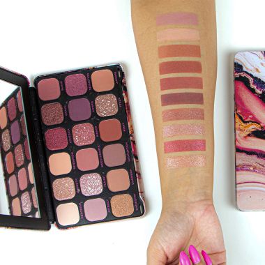 Makeup Revolution: Forever Flawless Allure