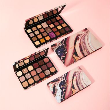 Makeup Revolution: Forever Flawless Allure