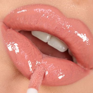Makeup Revolution: Relove Baby Gloss Glam
